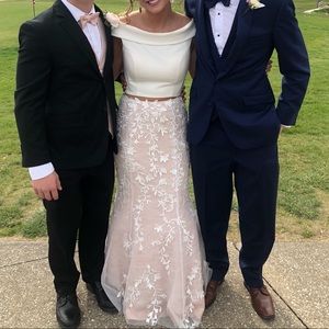 STUNNING Sherri hill